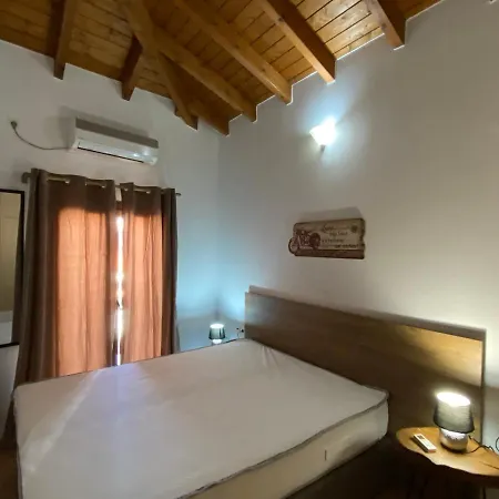 Romantic Maisonette In The Heart Of Pythagoreio Rh Door Extérieur photo