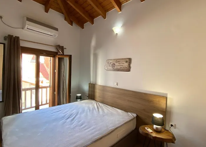 Romantic Maisonette In The Heart Of Pythagoreio Rh Door
