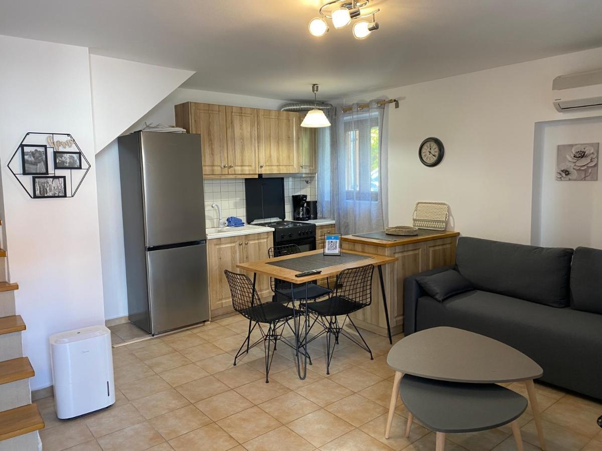 Appartement Romantic Maisonette In The Heart Of Pythagoreio Rh Door Pythagóreion